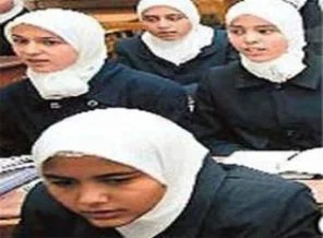 Müslüman Lisesi Fransa'nın en iyisi