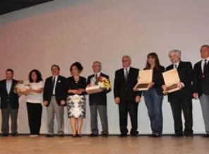 Onur ödülleri verildi