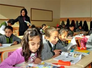 Ortaokulda bilişim dersi zorunlu oldu