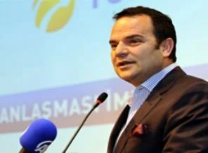 Öztürk'ten 'Devletin Ajansı' eleştirilerine tepki tweetleri
