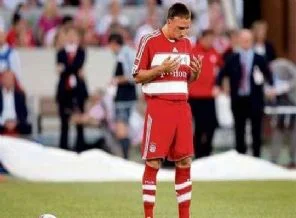 Ribery istedi, stada cami yapılıyor