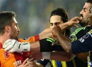 Sabri Sarıoğlu: Volkan anneme küfür etti