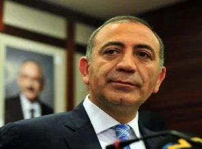 Sarıgül iddiası Gürsel Tekin'i kızdırdı
