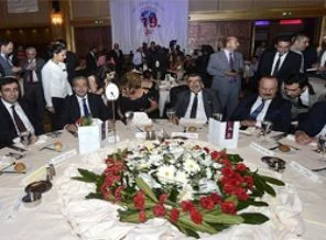 Siyaset'in ödülleri sahiplerini buldu