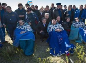 Soyuz Dünya'ya döndü