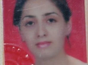 Üniversiteli genç kız otomobilin altında kaldı