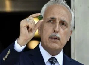 Vali Mutlu: Taksim'deki Galatasaraylıları yürekten kutluyorum