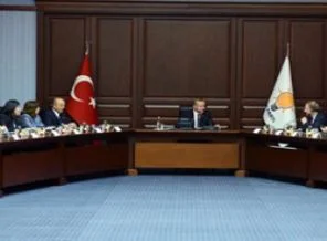 Yarı başkanlık sistemi geliyor mu?