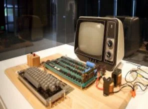 1976 yapımı Apple satışa çıktı