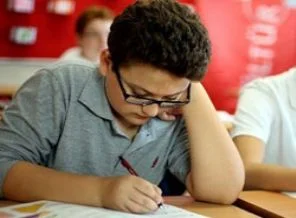 8. sınıf öğrencileri bugün SBS'ye giriyor