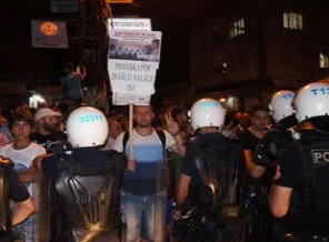Adana'da Gezi eylemcileri arasında gerginlik