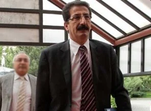 Akil İnsan Özgen: Heyetten bir grup Öcalan ile görüşsün