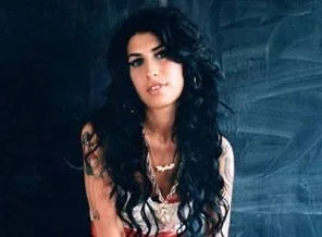 'Amy Winehouse, uyuşturucudan ölmedi'