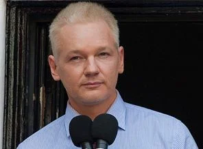 Assange: Garanti verilene kadar ayrılmayacağım