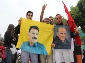 Atatürk'le Öcalan neden yan yana?