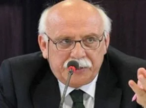Avcı'dan ana dilde eğitim açıklaması
