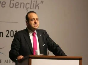 Bağış: 'Camide içki olayı'nda tezatlar var