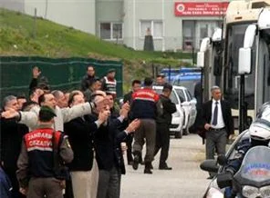 'Balyoz' sanıklarından açlık grevi