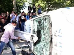 Beşiktaş'ta polis havaya ateş açtı