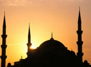 Bidon minarelerin hepsini yıkın...