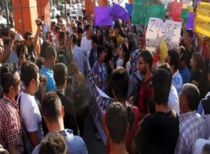 Bingöl'deki cinsel istismara Van'da tepki