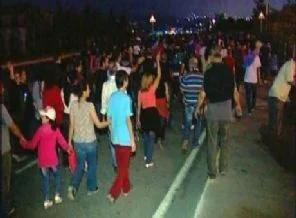 Binlerce kişi Taksim'e doğru yürüyor