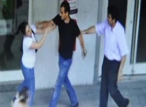Boşandığı eşe meydan dayağı!