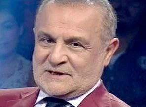 Bu kez ceketi yarışmacıları solladı!
