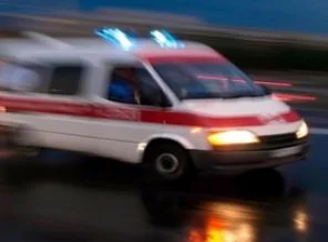 Çamaşır suyu yüklü TIR devrildi