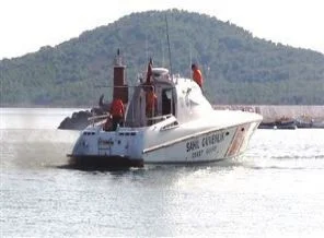 Çanakkale'de 42 göçmen yakalandı
