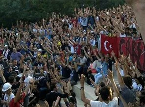 Çarşı: 2. Taksim ve 2. Gezi Parkı Abbasağa'dır, orada bekleyeceğiz