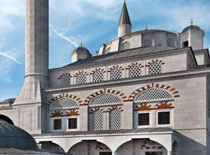 Cumhuriyet'in ikinci taş camisi Esenler'de