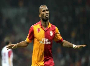 Drogba milli takıma geri dönecek mi?