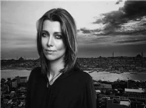 Elif Şafak Gezi direnişini Guardian'a yazdı