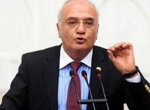 Elitaş: Atılan sloganı doğru bulmuyorum
