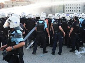 Emniyette 'Gezi' depremi