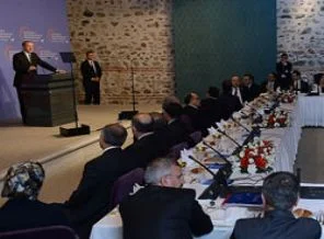 Erdoğan Akil İnsanlar görüşmesi başladı