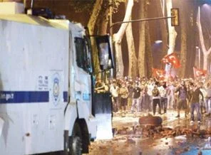 Erdoğan'ın evine 3 bin kişiyle baskın iddiası