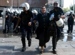 Erdoğan'ın yenilmez imajı sarsıldı