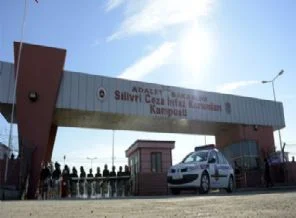 Ergenekon davası yarına ertelendi