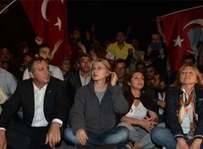 Fazıl Say: Emine Ülker Tarhan CHP'nin başına geçsin
