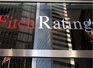 Fitch Rumların notunu düşürdü