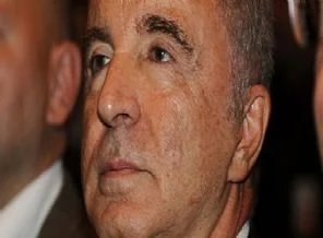 G.Saray'da imza an meselesi