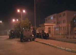 Gazi polis merkezine saldırı