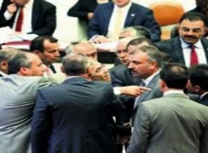 Genel Kurul'un tansiyonu düşmüyor