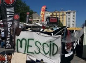 Gezi Parkı içerisinde Mescid yıkıldı iddiası