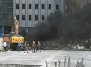 Gezi Parkı'ndaki yangın söndürüldü