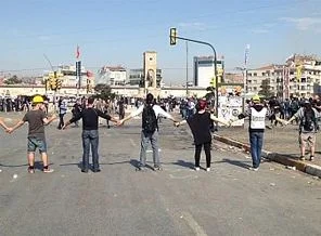 Gezi Parkı'ndakiler Vali'nin teşekkürüne yanıt verdi