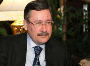 Gökçek'ten greve katılan memurlara: Eyleme katılırsan ve pişman olmazsan atarım