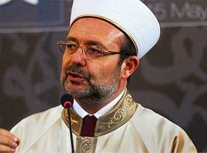 Görmez: Kur'an'ın her harfinde hikmet var, istikamet var